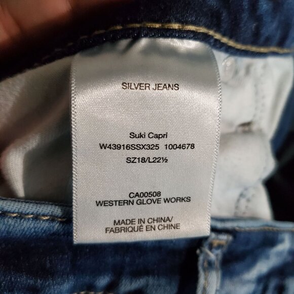 Silver Jeans Womens Size 18 Blue Suki Stretch Denim Mid Rise Capri - Picture 3 of 12
